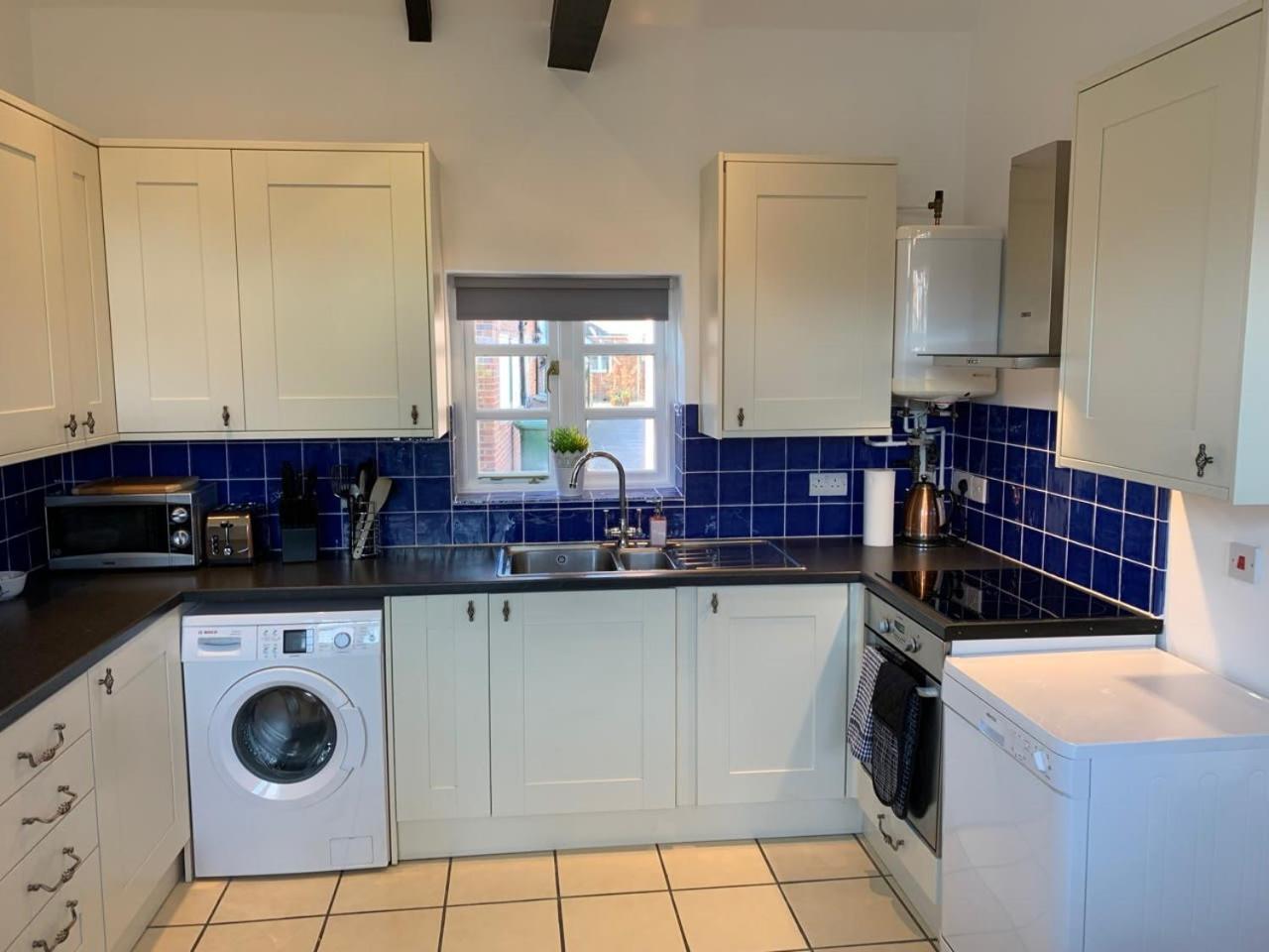 Ashbrook Lewis - Two Bedroom, Two Bathroom Cottage Nr Harwell Oxford Didcot Buitenkant foto